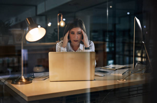 istock She's having some trouble getting ahead of her deadlines 1179991632