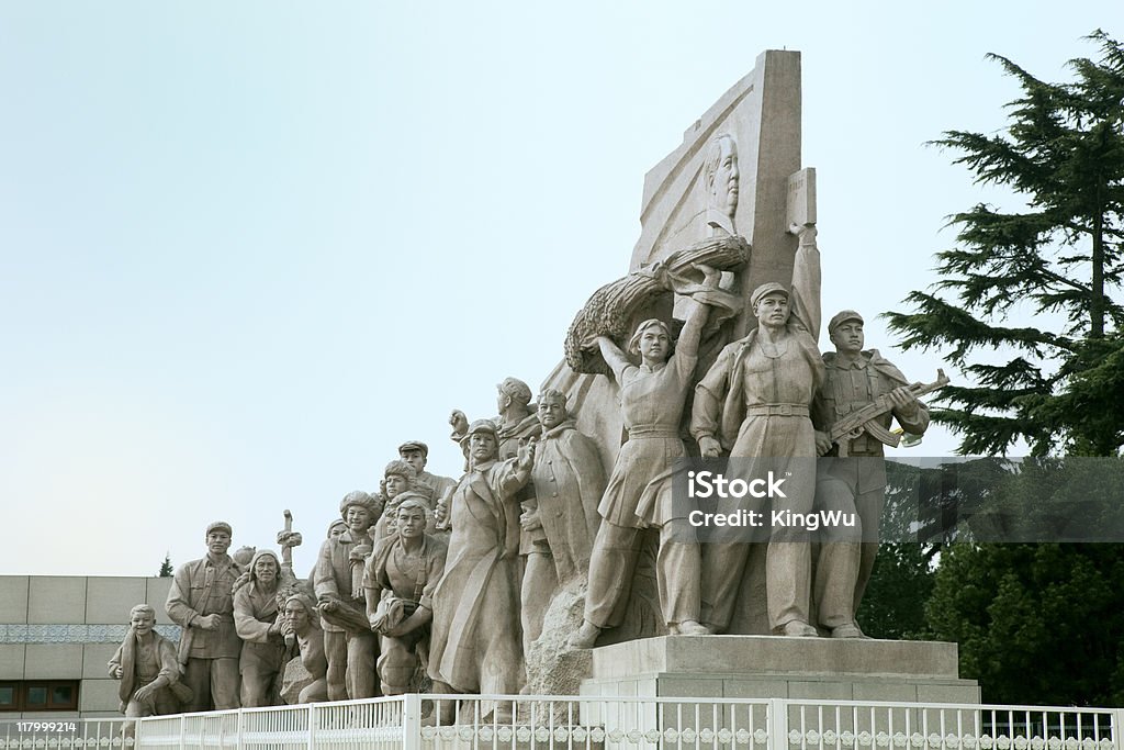 Estatua de la plaza de Tiananmen - Foto de stock de China libre de derechos