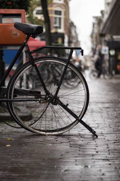 istock Leave no bike behind 1179996493