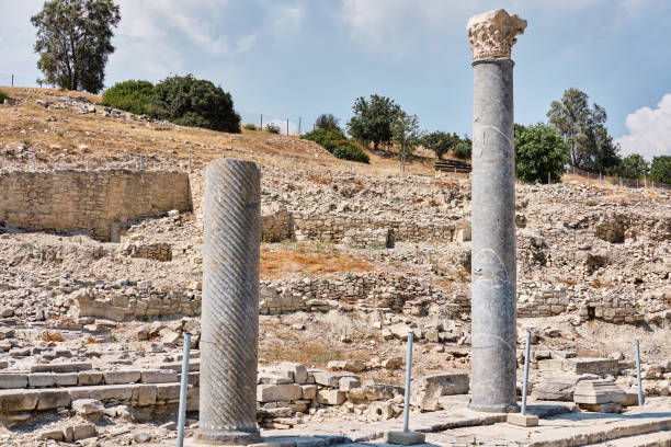 ruins of sanctuary of apollo hylates located at the beach of mediterranean sea. near an ancient greek town of kourion. limassol, episkopi, cyprus - sanctuary of apollo international landmark sunny sunlight imagens e fotografias de stock