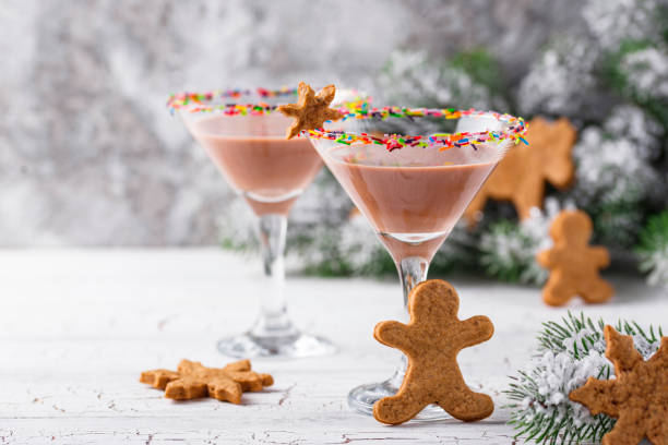 istock Sugar cookie martini with sprinkles rim 1180090061