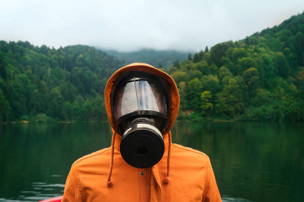 istock Gas Mask Clean Air nature 1180105586