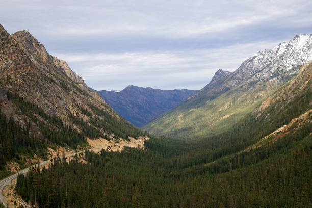 istock Autumn in the Cascades 1180127704