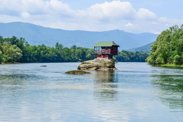 Photo of The Drina River House.