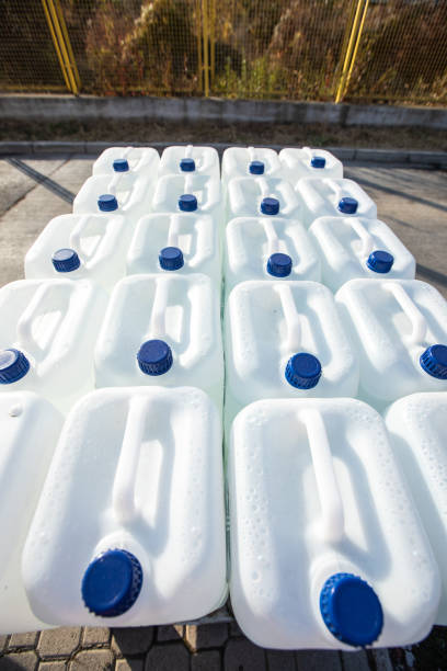 istock Canisters at gas station 1180190716
