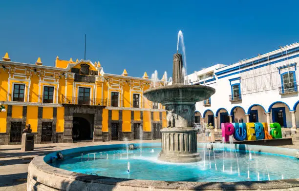 Fountain and the Teatro Principal in Puebla, Mexico