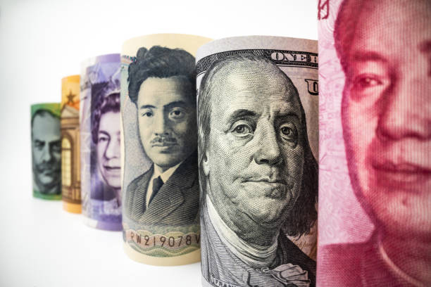 macro shot of international paper money banknote. - moeda japonesa imagens e fotografias de stock