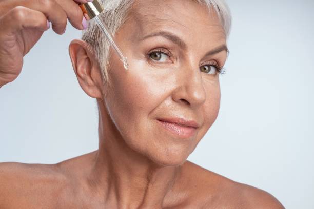 istock Attractive mature female person posing on camera 1180277118
