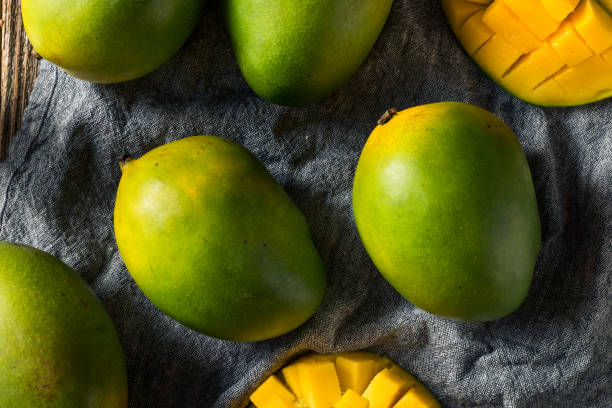 istock Raw Green Organic Kiett Mangoes 1180278323
