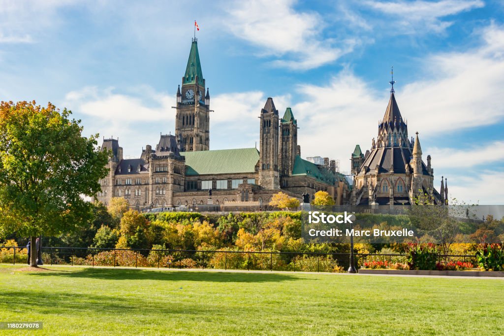 Kanadan parlamenttirakennus Ottawassa - Rojaltivapaa avainsanalla Ottawa ja tyyppiä Kuvapankin valokuva Kanadan parlamenttirakennus Ottawassa - Rojaltivapaa avainsanalla Ottawa ja tyyppiä Kuvapankin valokuva