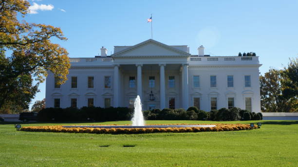 istock White House North Side/No Fence.Sunny Day. 1180293077