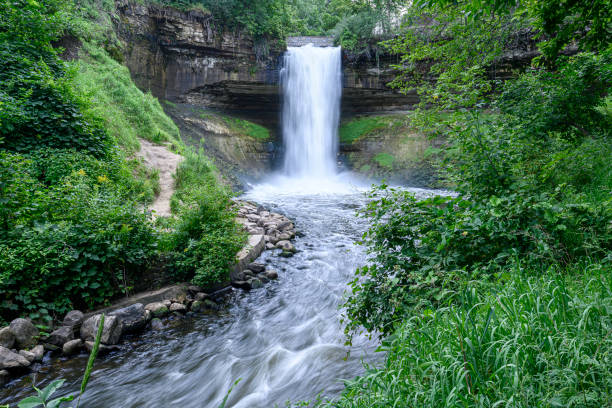 istock Minnehaha Falls In the Twin Cities. 1180293108