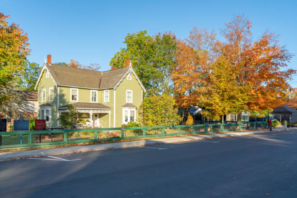 norman bethune's birthplace (bethune memorial house) in gravenhurst, ontario, canada - deciduous tree autumn canada house imagens e fotografias de stock