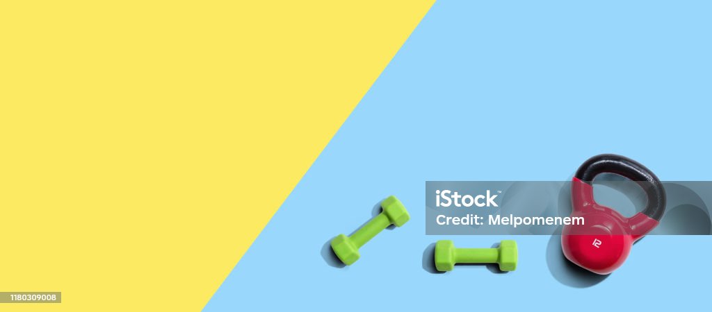 Kettlebell i hantle - Zbiór zdjęć royalty-free (Ciało ludzkie) Kettlebell i hantle - Zbiór zdjęć royalty-free (Ciało ludzkie)