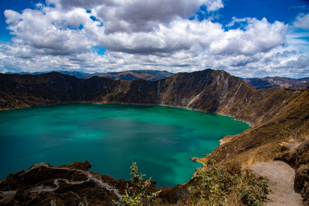 istock The Quilotoa Volcano in Ecuador 1180328626