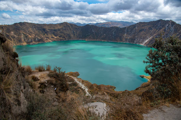 istock The Quilotoa Volcano in Ecuador 1180329266