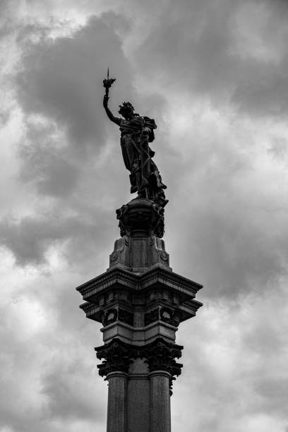 istock Libertas on top of a triumph column in Quito 1180329581