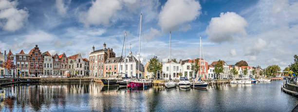 geht alte hafen panoramablick - zeeland stock-fotos und bilder