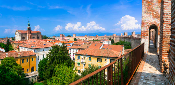 cittadella - città medievale fortificata fortificata meglio conservata in italia, veneto - padova italy foto e immagini stock