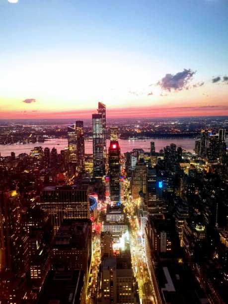 istock Sunset on New York 1180435189