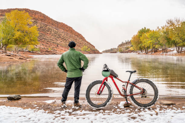 istock senior cyclist with a mountain fat bike 1180458498