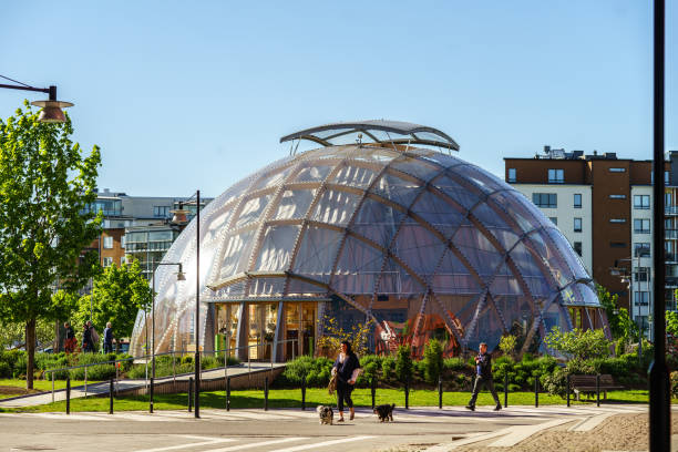 "dome of visions" en el parque científico lindholmen en gotemburgo - library education sweden construction fotografías e imágenes de stock