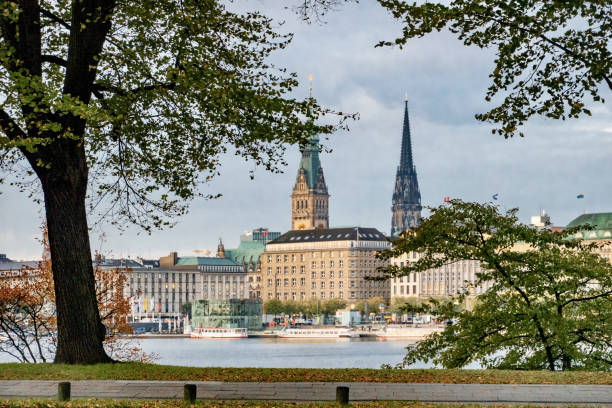 Binnenalster Hamburg Binnenalster Hamburg binnenalster lake stock pictures, royalty-free photos & images