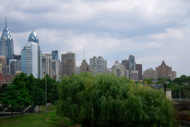 istock Philadelphia from South Street Bridge 1180530686