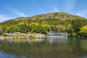 blick-auf-den-kinrinko-see-in-yufu-japan.jpg?b=1&s=170x170&k=20&c=aeI5b3cSMfhUPRt0yrsGGS77HZtzRxmiid23s9c7OlE=
