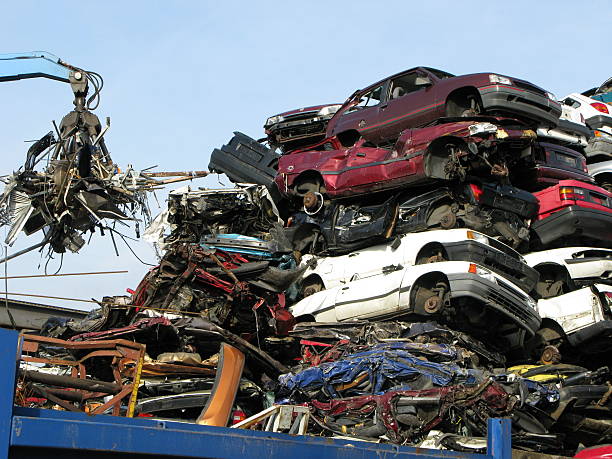 istock Recycling of cars 118056551
