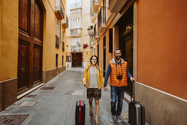 istock Couple traveling around the world 1180574512
