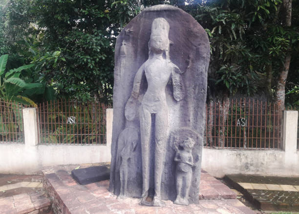Archaeological statue of Buddha