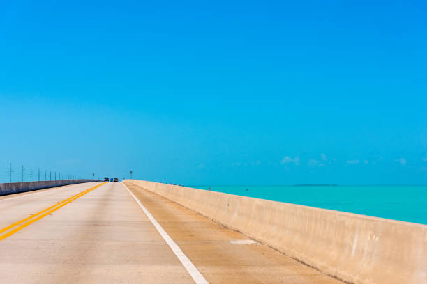 Clear sky over Florida's Overseas highway Clear sky over Florida's Overseas highway, USA miami marathon stock pictures, royalty-free photos & images
