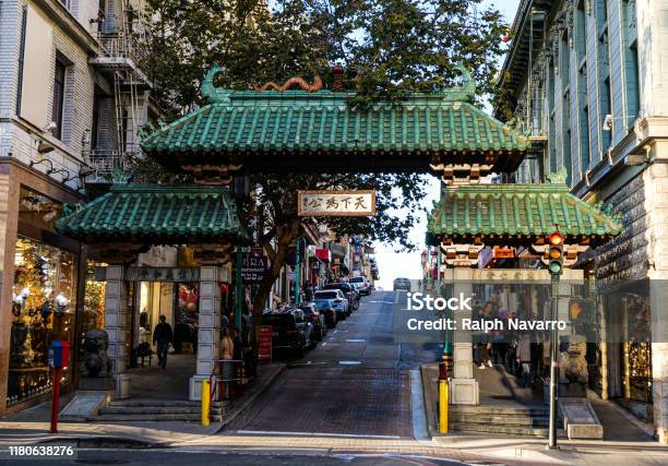 Dragons Gate Entrance To Chinatown San Francisco Stock Photo - Download Image Now - Chinatown, San Francisco - California, Gate