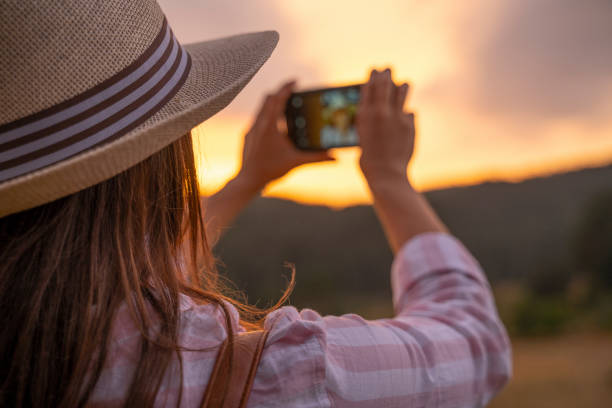 istock Taking pictures. Making memories. 1180644383