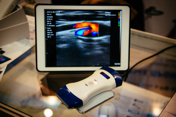 Modern portable ultrasound machine in clinic laboratory of sonography diagnostics Modern portable ultrasound machine in clinic laboratory of sonography diagnostics. tablet pc and digital hospital tools stock pictures, royalty-free photos & images