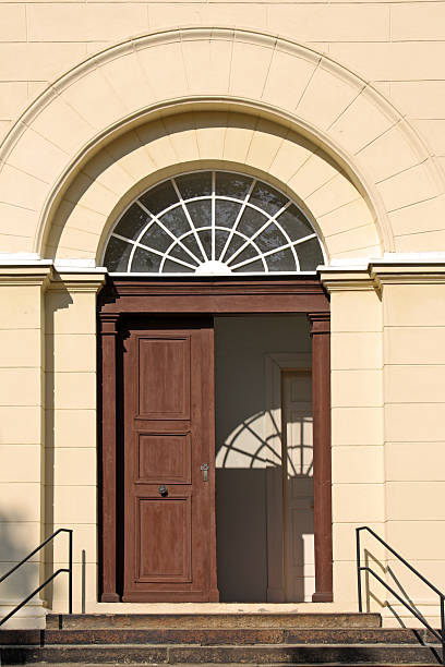 istock Entrance door 118071548