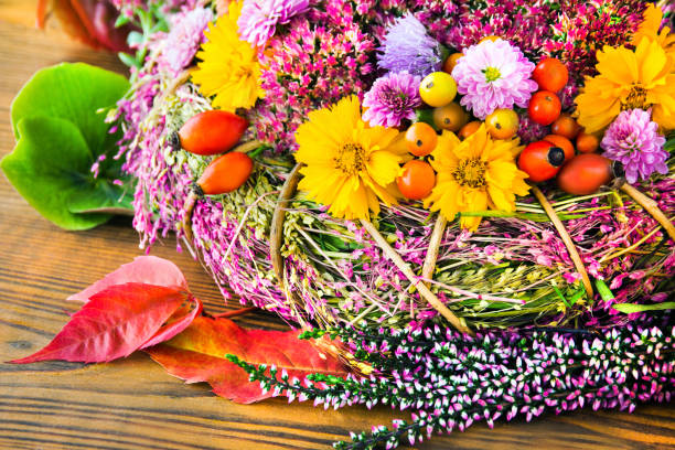 istock Autumn natural decoration with flowers 1180731016