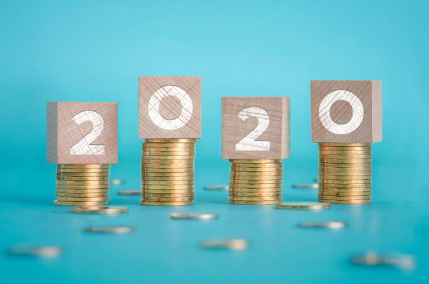 концепция финансовых целей на 2020 год - credit card photography stack finance стоковые фото и изображения
