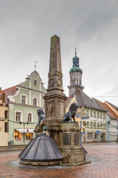 istock Street in Freising, Germany 1180817568