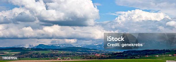 Canton Friburg In Der Schweiz Und Prealps Stockfoto und mehr Bilder von Baum - Baum, Berg, Blau