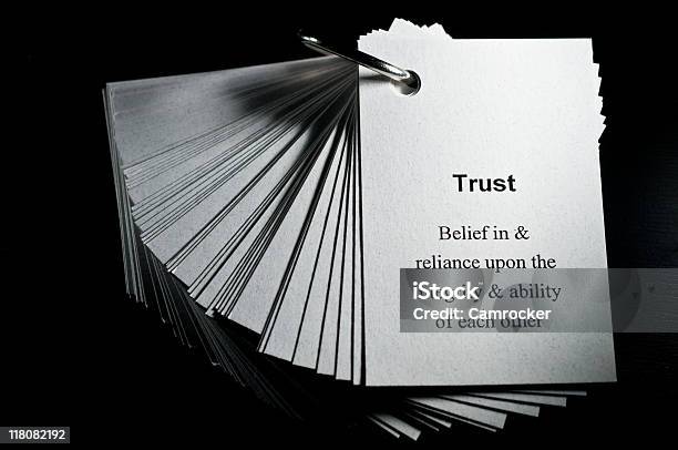 Vertrauen Definition Stockfoto und mehr Bilder von Dokument - Dokument, Einzelwort, Farbbild