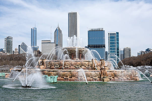 istock Chicago Buckingham Fountain 118083404