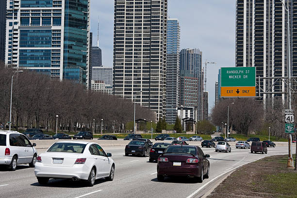 istock Lake Shore Drive – Chicago 118087819