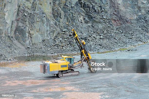 Drill In Quarry Stockfoto und mehr Bilder von Bohrer - Bohrer, Baufahrzeug, Bergbau