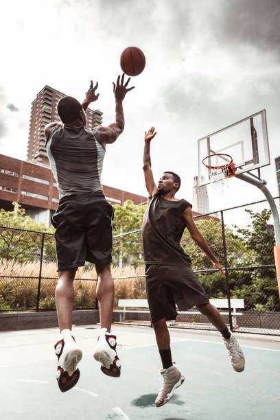 istock slam dunk in new york city 1180926639