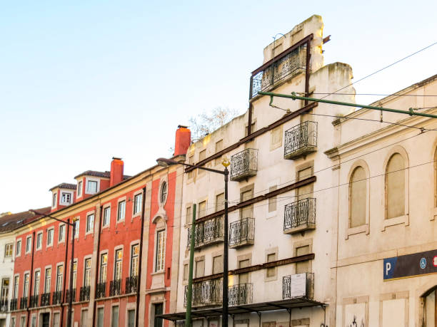 istock Typical profile of an old building in Lisbon 1180949579