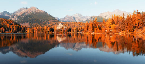 Lake Strbske pleso in autumn time Panorama of mountain lake Strbske pleso (Strbske lake) in autumn time, Slovakia pleso stock pictures, royalty-free photos & images