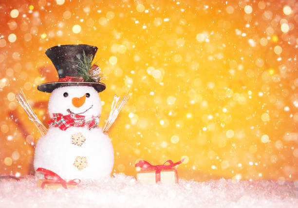 笑顔の雪だるまとコピースペースとクリスマスの背景 - gift snow yellow christmas ストックフォトと画像