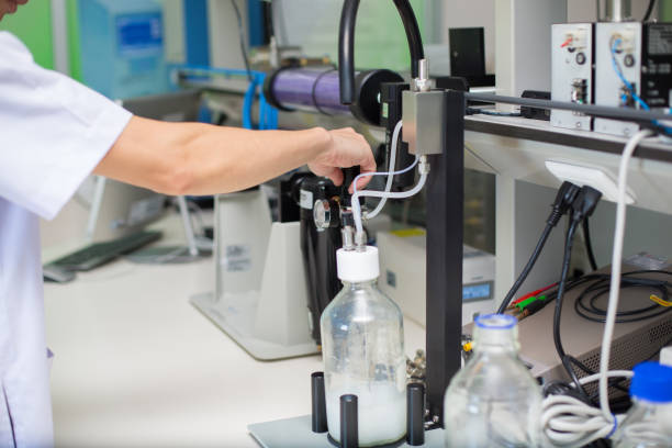 istock Researchers or students have conducted research in the lab 1181010746